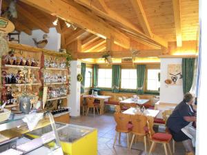 Restaurace v ubytování Ferienhaus Höchhäusl
