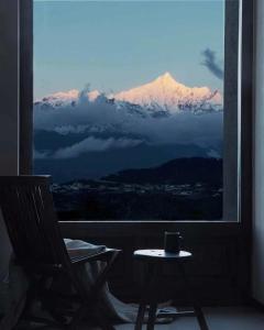 Pogled na planine ili pogled na planine iz hotela