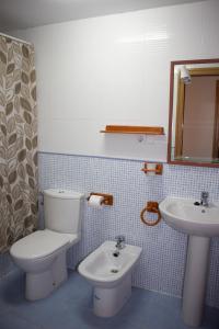 Koupelna v ubytování Apartamentos Ball Benas Edificio Aigualluts