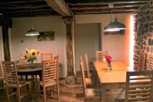 Część wypoczynkowa w obiekcie Hotel Rural Las Encinas