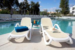 Bazén v ubytování Urban Valley Resort & Spa nebo v jeho okolí