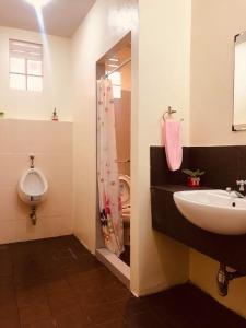 A bathroom at OK Phuket