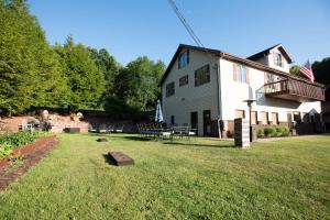 Zahrada ubytování Blue Spruce Motel
