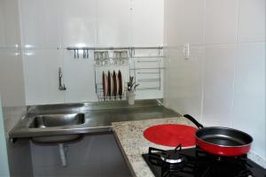 Dapur atau dapur kecil di Chalé Bosque Do Barreiro +36 gambar