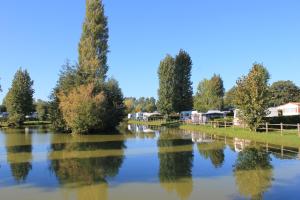 Fotografie z fotogalerie ubytování Camping Le Marqueval v destinaci Pourville-sur-Mer