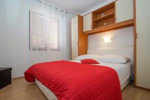 Postel nebo postele na pokoji v ubytování Holiday Home Pelegrin + 36 fotografií
