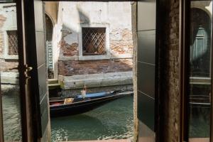 Fotografie z fotogalerie ubytování Locanda Leon Bianco on the Grand Canal v Benátkách