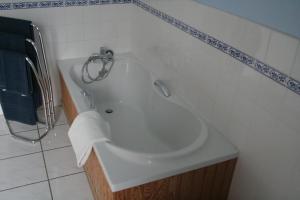 Gallery image of Les Eaux Tranquilles in Belvianes-et-Cavirac