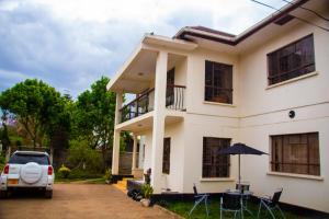 Gallery image of Wakawaka House in Arusha