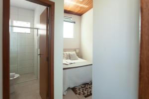 Baðherbergi á The Bridge Hostel Florianópolis