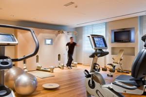 
The fitness center and/or fitness facilities at Sofitel Luxembourg Le Grand Ducal
