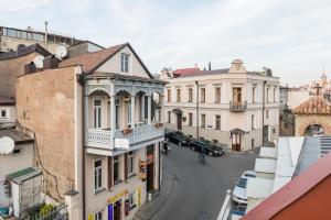 Nespecifikovaný výhled na destinaci Tbilisi nebo výhled na město při pohledu z hotelu