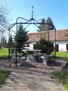 Fotografie z fotogalerie ubytování Axtburg Apartments v destinaci Bérbaltavár