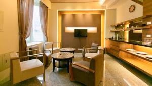TV a/nebo společenská místnost v ubytování Pretty B&B + 37 fotografií