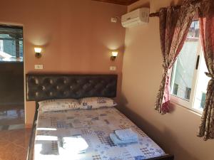 Una cama o camas en una habitación de Apartment Donend