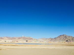 a view of a desert with mountains in the background at BULBUL JAMAK TRAVEL hostel in &Ouml;lgiy