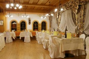 Restaurace v ubytování Hotel Belvedere Srl