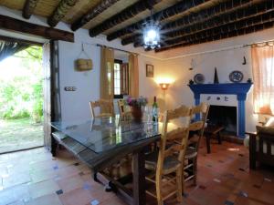 Fotografia z galérie ubytovania Cottage in Fuentes de Cesna with swimming pool v destinácii Fuentes de Cesna