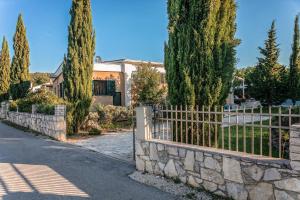 Budova, v ktorej sa vila nachádza