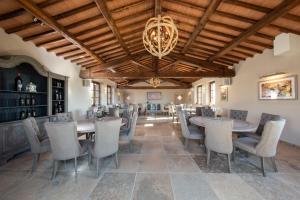 Borgo Argiano餐厅或其他用餐的地方