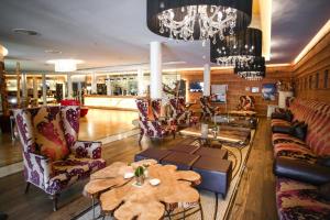 Część wypoczynkowa w obiekcie Hotel Alpine Palace