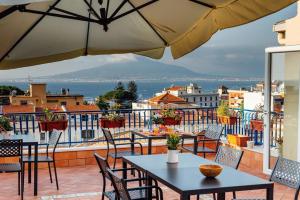 A balcony or terrace at Vista Mare B&B