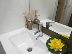 Een badkamer bij Irís Apartment