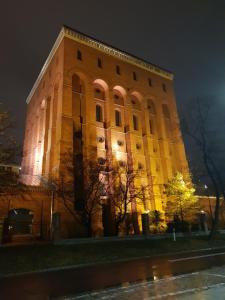 Budova, v ktorej sa apartmán nachádza