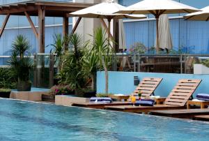 Java Palace Hotel tesisinde veya buraya yakın yüzme havuzu