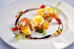 Essen in der Villa oder in der Nähe
