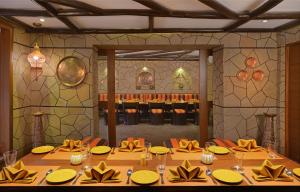 Εστιατόριο ή άλλο μέρος για φαγητό στο Fortune Resort Heevan, Srinagar - Member ITC Hotels' Group