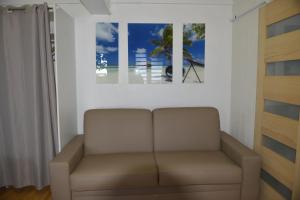 Khu vực ghế ngồi tại Villa Hélèna B&B