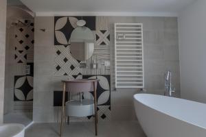 A bathroom at LAMIA MATERA 11