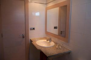Koupelna v ubytování Cala Nova Apartamentos