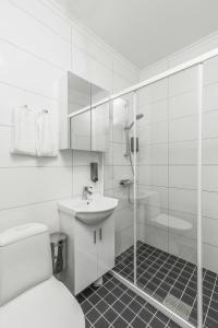 Kylpyhuone majoituspaikassa Hotel Oxelösund