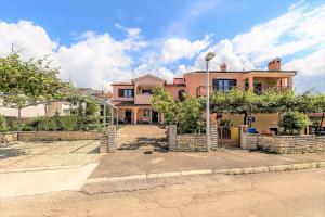 Budova, kde se penzion nachází