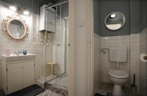 Kúpeľňa v ubytovaní Villa Inda Rooms