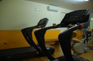 Fitness centrum a/nebo fitness zařízení v ubytování Hotel La Torre