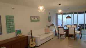 Gallery image of Pé na areia em Boiçucanga condominio Aquamarine - perto de Maresias e Camburi in Boicucanga