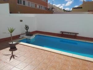 Bazén v ubytování Eureka ! Calle el Roque, urbanización la Caracola. Corralejo, Fuerteventura nebo v jeho okolí