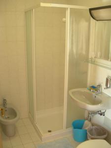Koupelna v ubytování Apartments Nadija + 54 fotografií