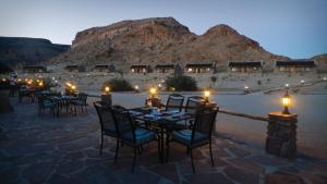 A restaurant or other place to eat at Gondwana Canyon Village