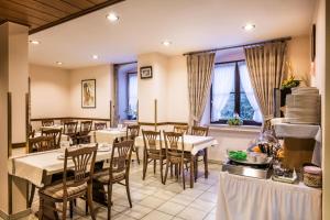 Restaurace v ubytování Hotel Le Postillon
