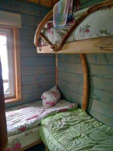 Postel nebo postele na pokoji v ubytování хостел "Трутень"