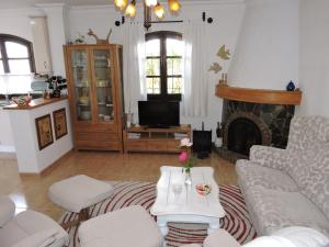 Uma área de estar em Nerja Villas-Capistrano