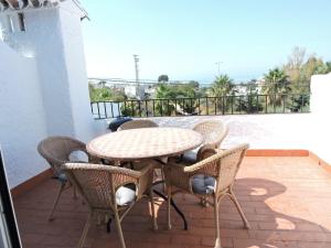 Uma varanda ou terraço em Nerja Villas-Capistrano