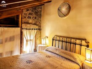 Postel nebo postele na pokoji v ubytování Casas Rurales Chon Alto Tajo