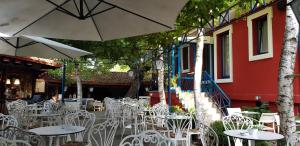 Restaurace v ubytování Villa Themistokli