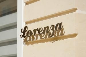 Certificat, premi, rètol o un altre document de Lorenza Letting Maisonette