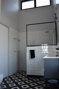 Kylpyhuone majoituspaikassa Ironbark House